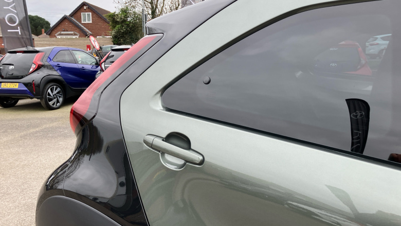 Toyota Aygo X 1.0 VVT-i Air Edition 5dr Auto Petrol Hatchback